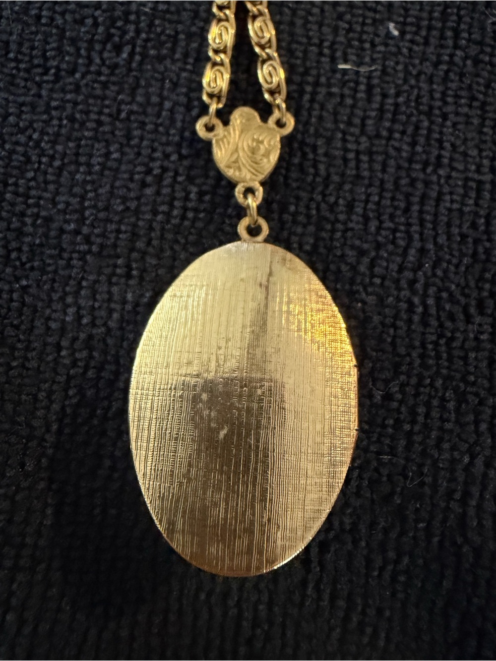 Gold-Tone Floral Cameo Pendant Necklace with Pink Rose on Black - Picture 4 of 6